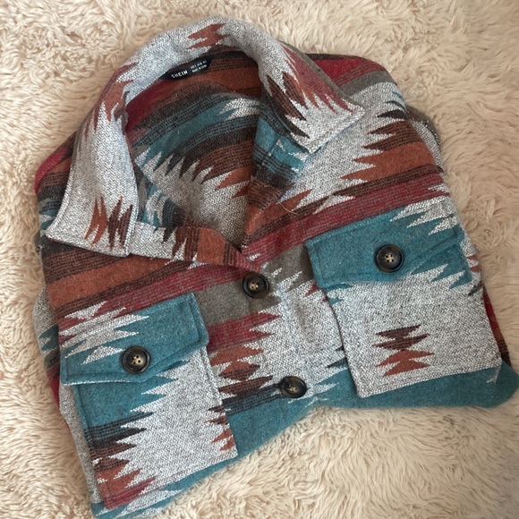 Western Style Geo Print Jacket - Picture 2 of 2